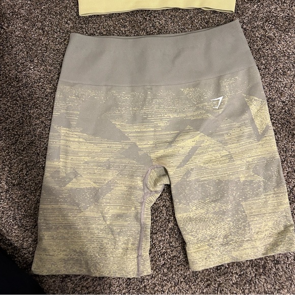 Adapt ombre seamless shorts - Picture 2 of 2